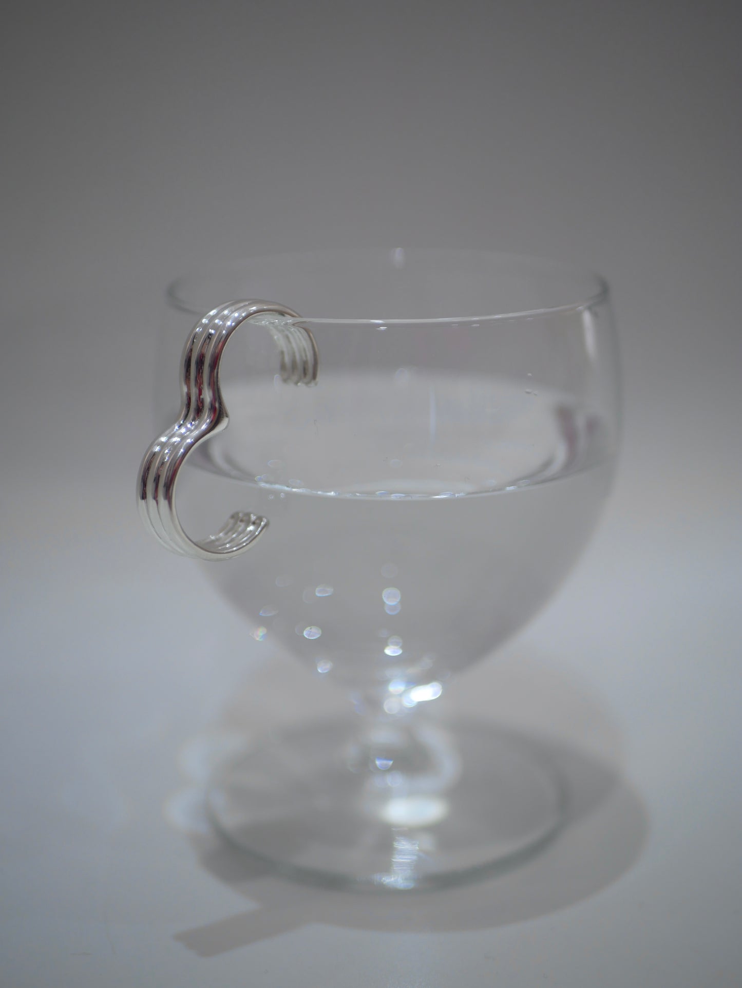 〔small article〕Arch double ring「指の上に小さなプロダクト」