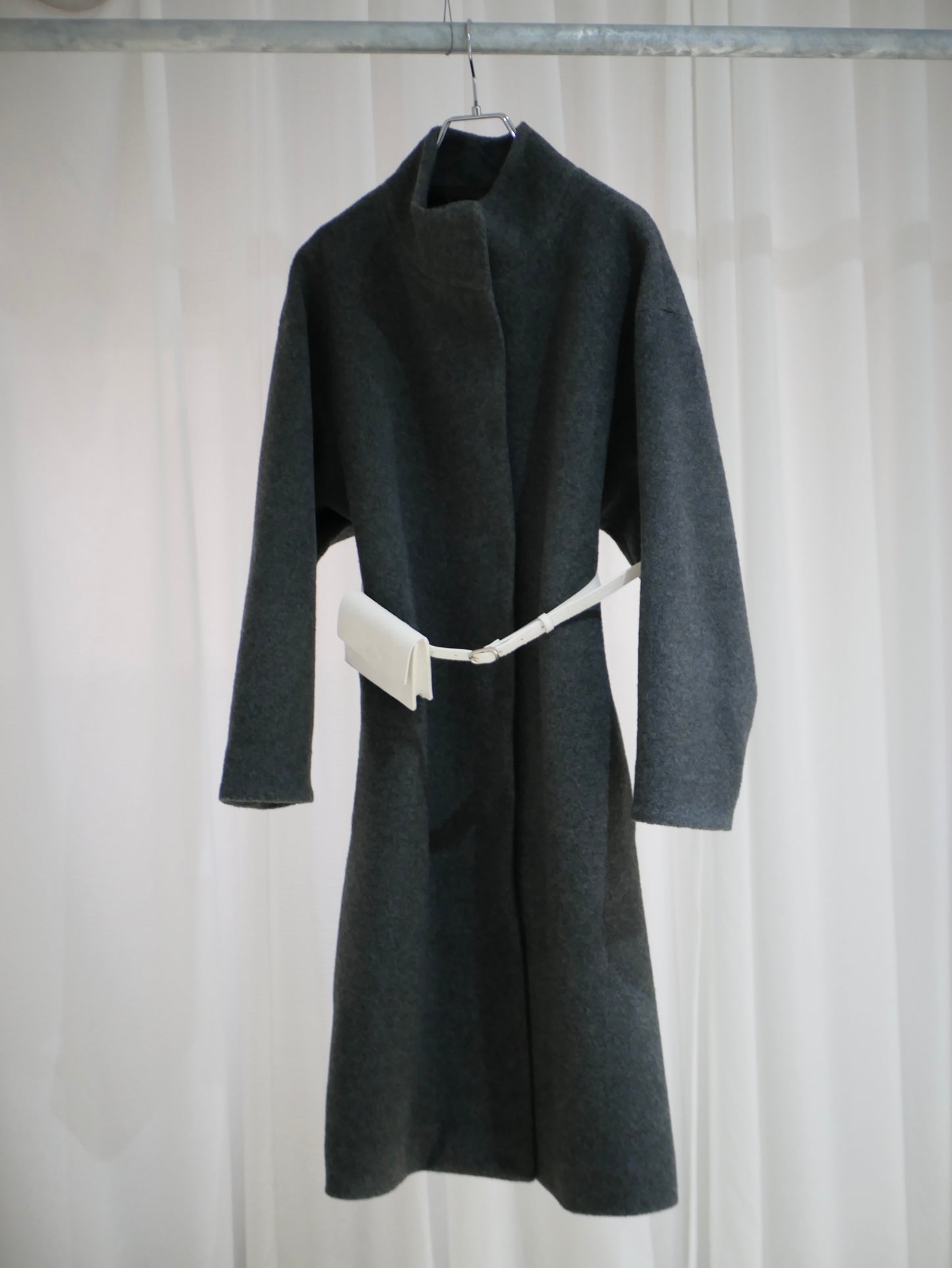 〔rich〕Two-way leather pouch belt「口紅やイヤホンを入れて」