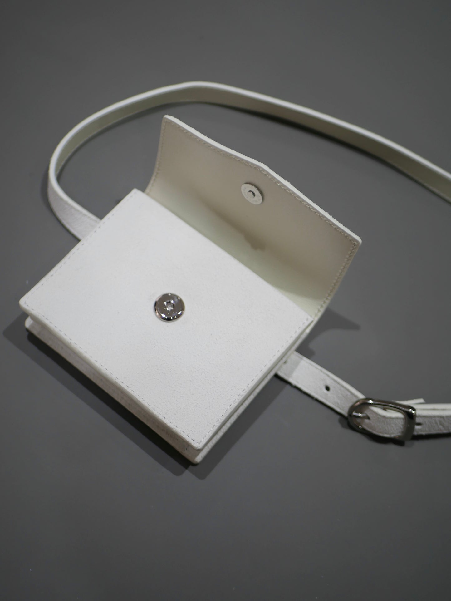 〔rich〕Two-way leather pouch belt