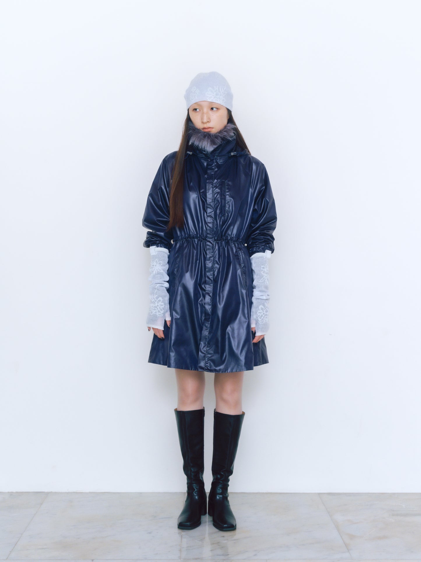 ▪️A line rain coat (plain)