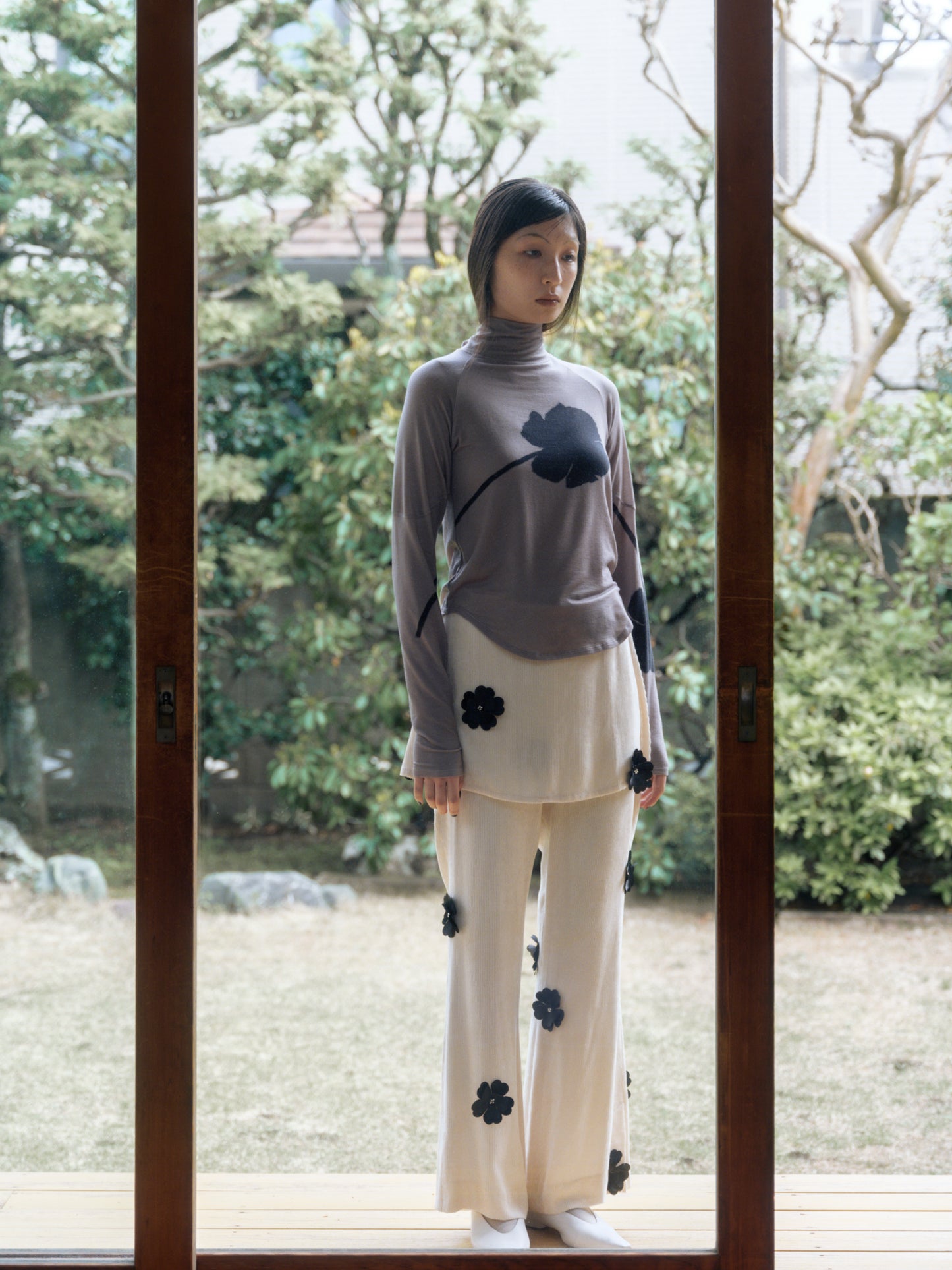 〔rich〕Black flower lap pants