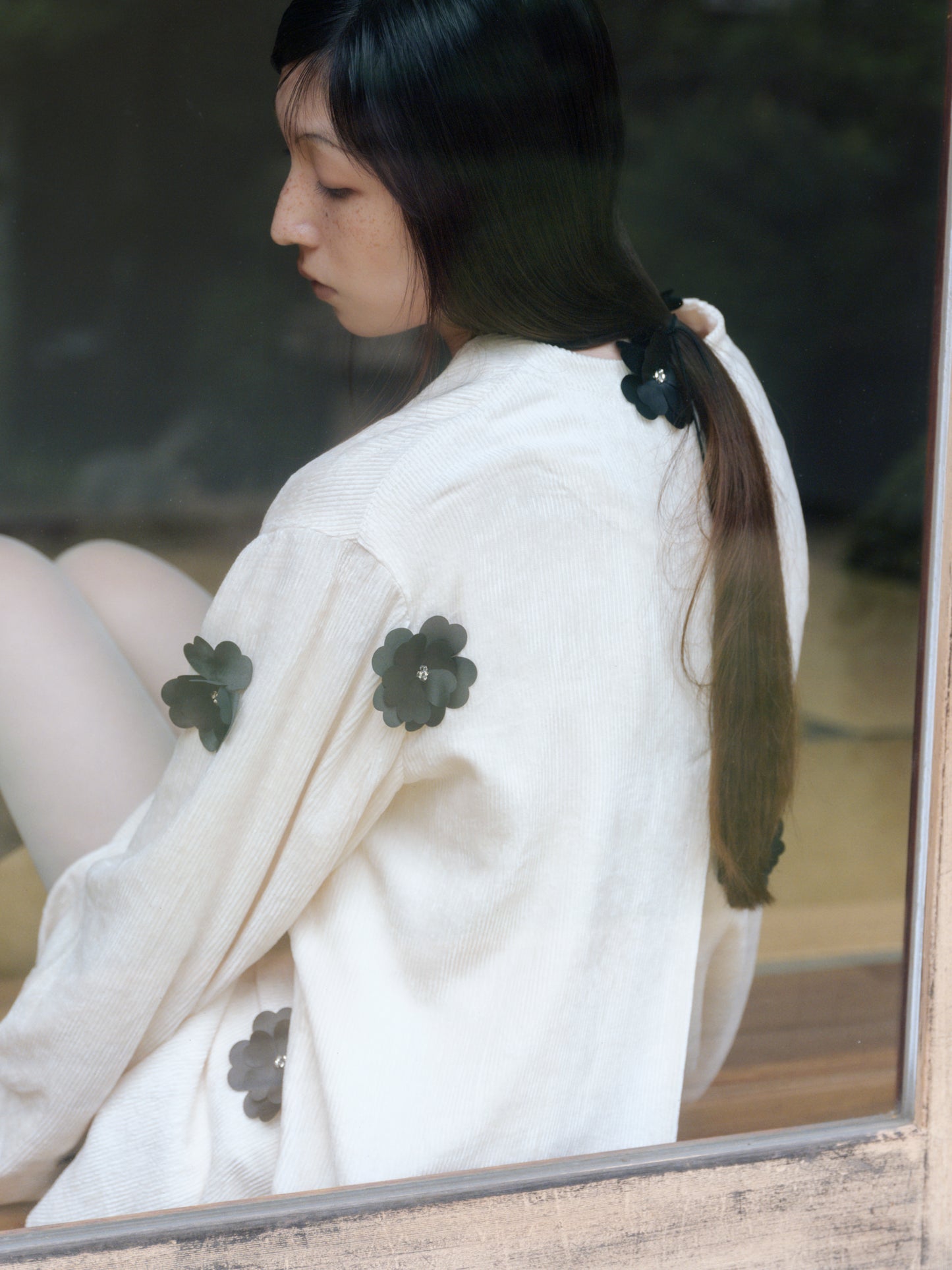 【Last one】〔rich〕Black flower collarless jacket
