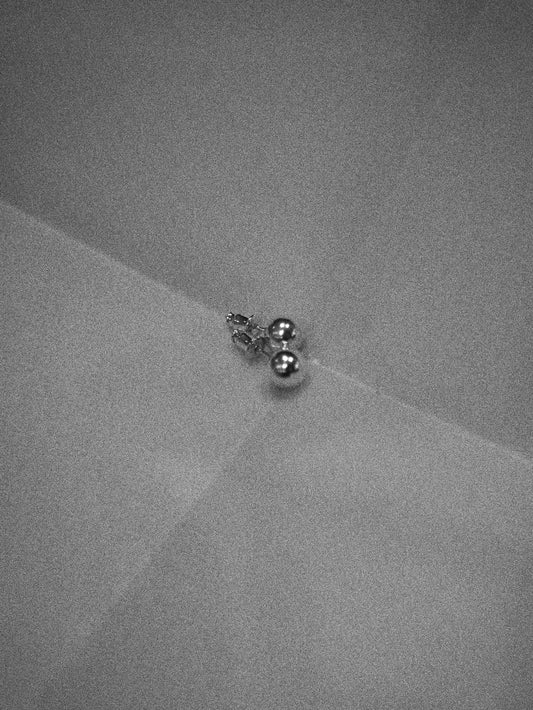 〔small article〕Alazan piercing (2piece)「静けさをもう一粒重ねる」