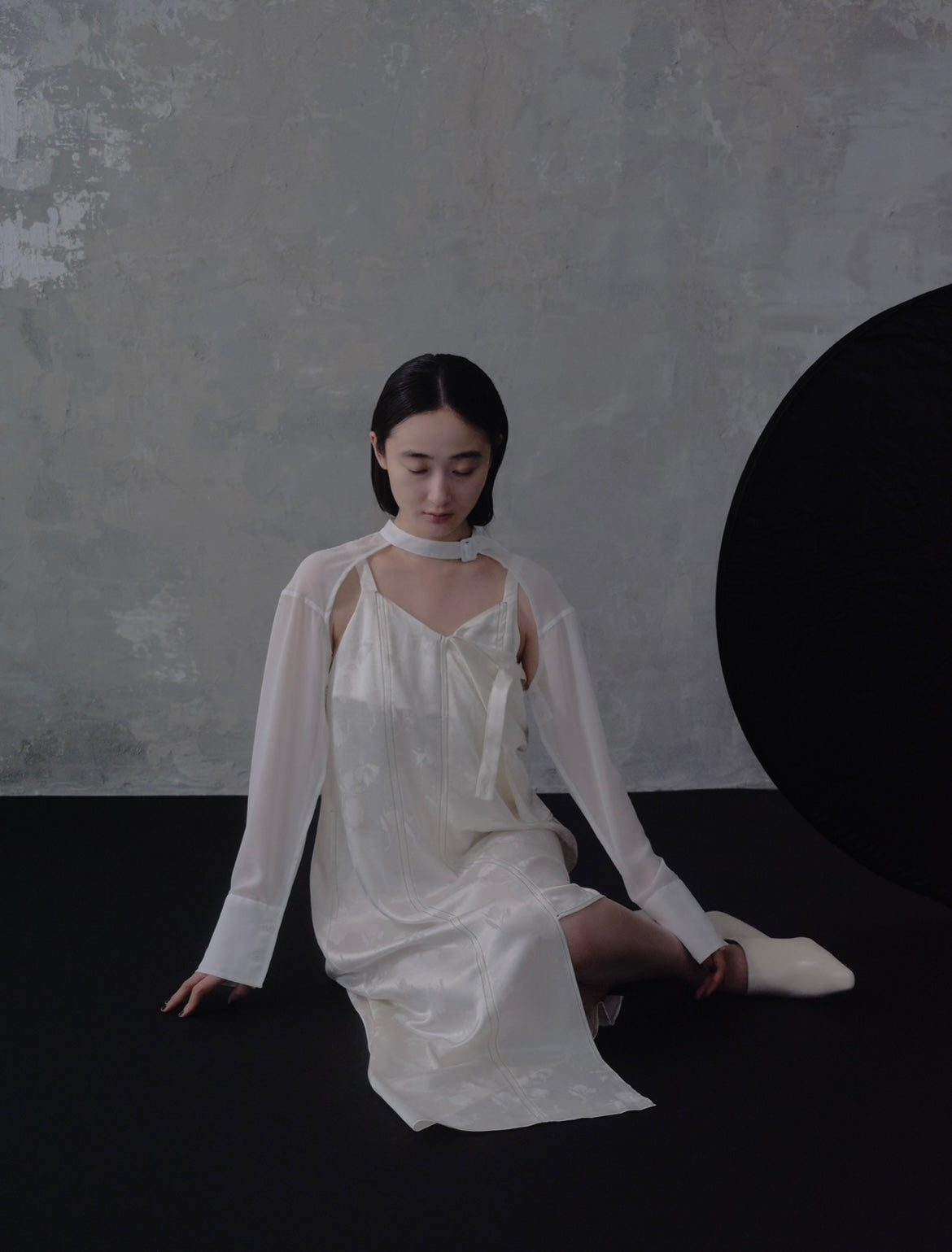 〔plain〕Arm cape tops〔cover〕「肌を透かす軽やかさ」