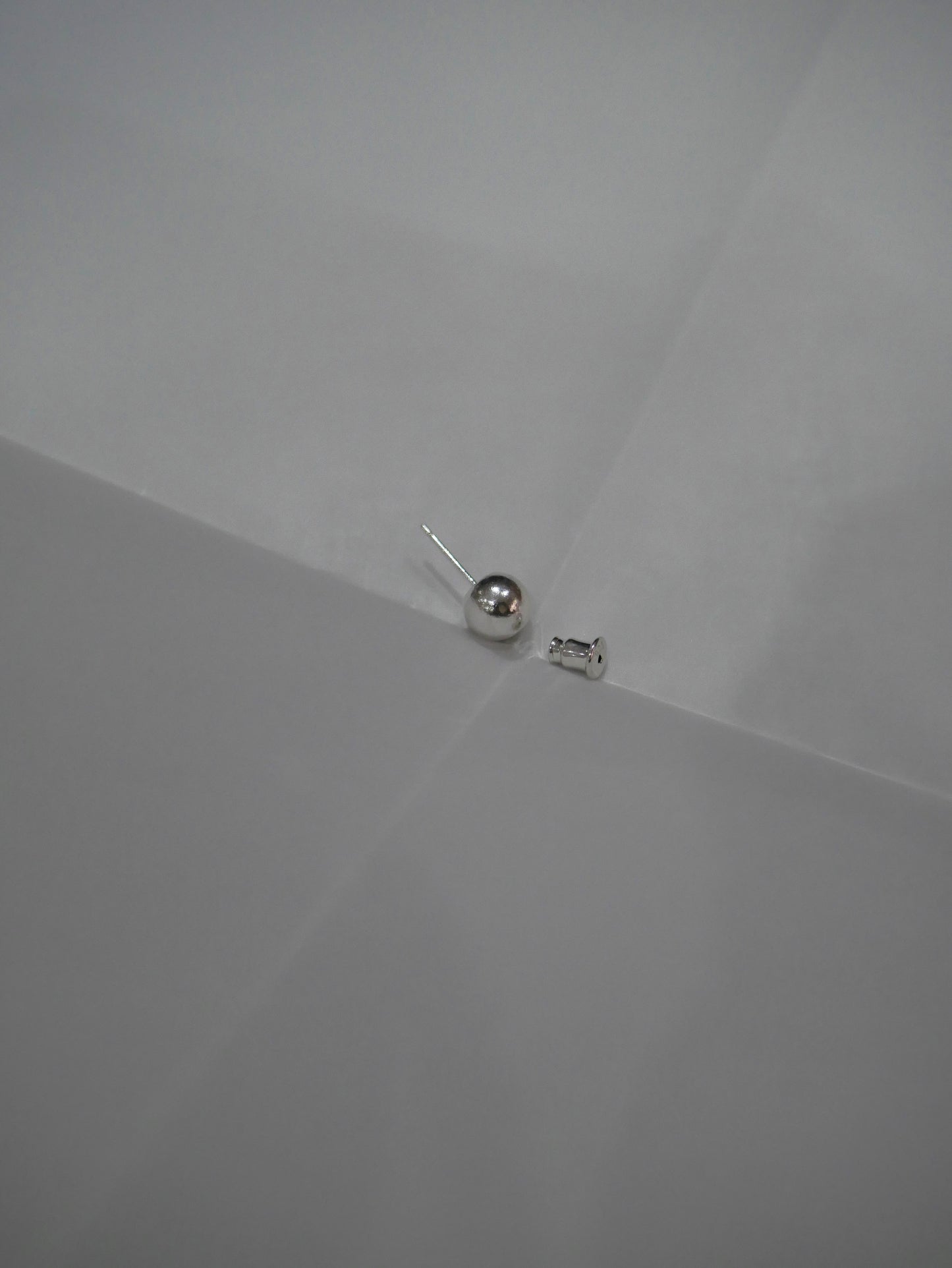 【受注生産〜2/15迄受付】〔small article〕Alazan piercing (2piece)【受注生産】「静けさをもう一粒重ねる」