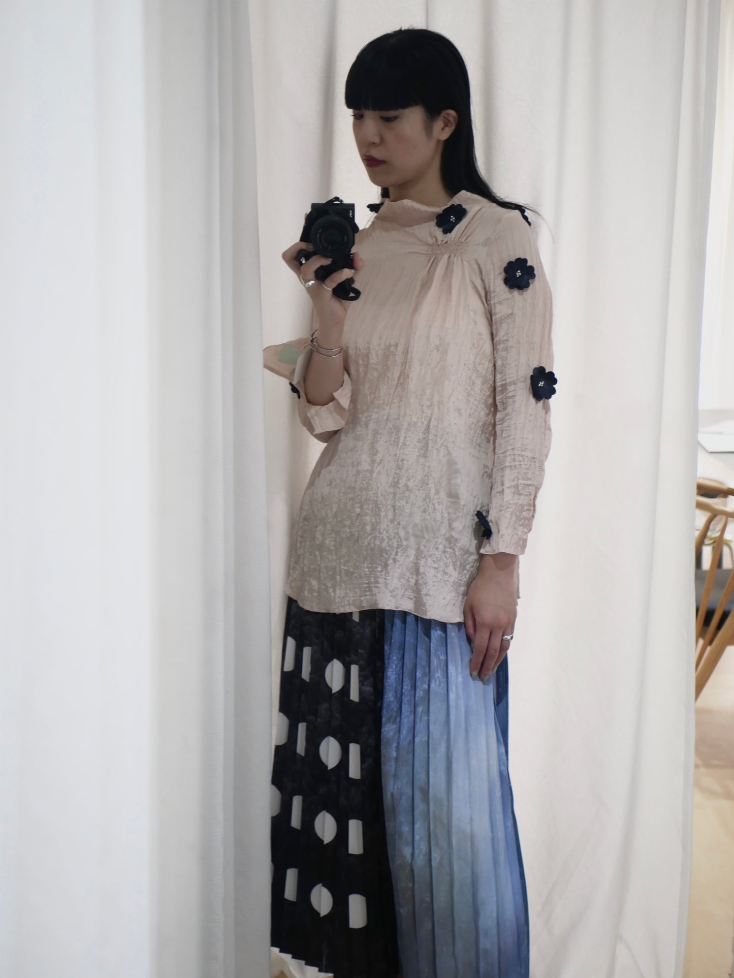 【Last one】 〔rich〕Flower long sleeve tops 【One of a kind】