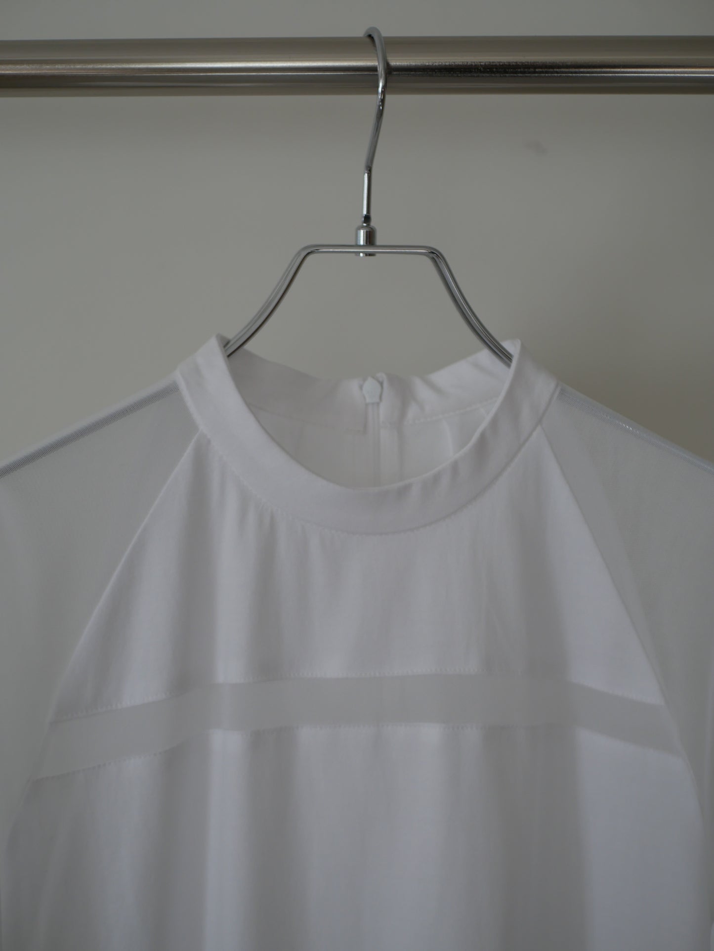 【Last one】〔plain〕See-through T blouse