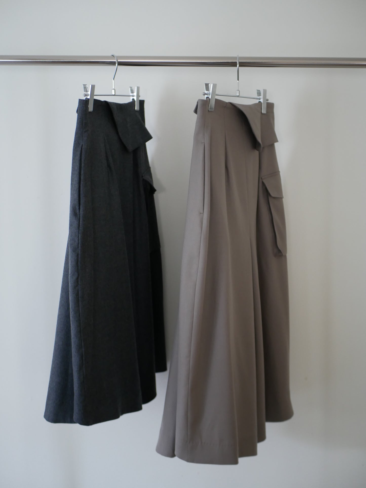 〔rich〕 Handkerchief rap skirt「立体とドレープの間で」