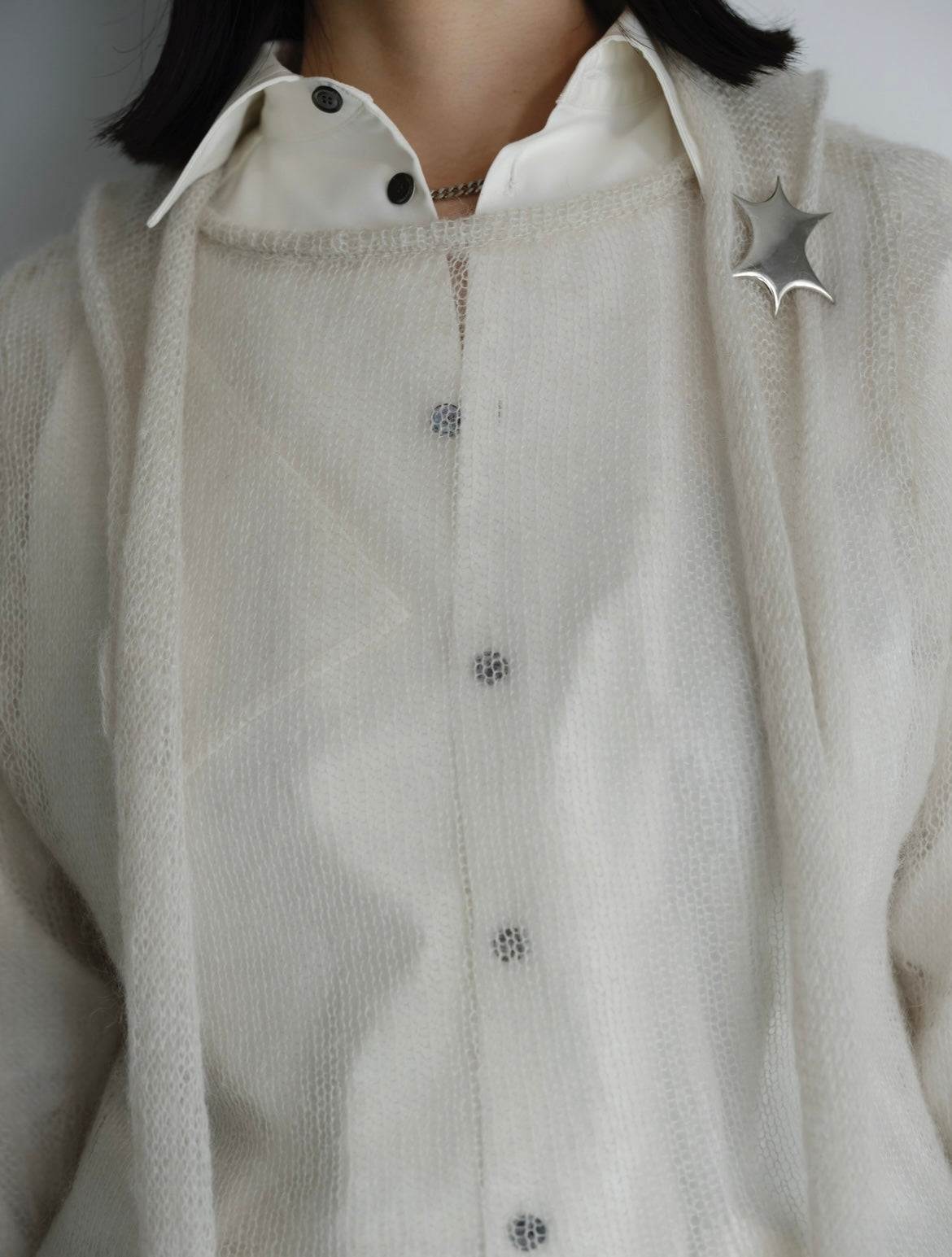 【〜8/31迄受付】 Scoop light brooch 〔small article〕【受注生産】「すくい取った光の断片」