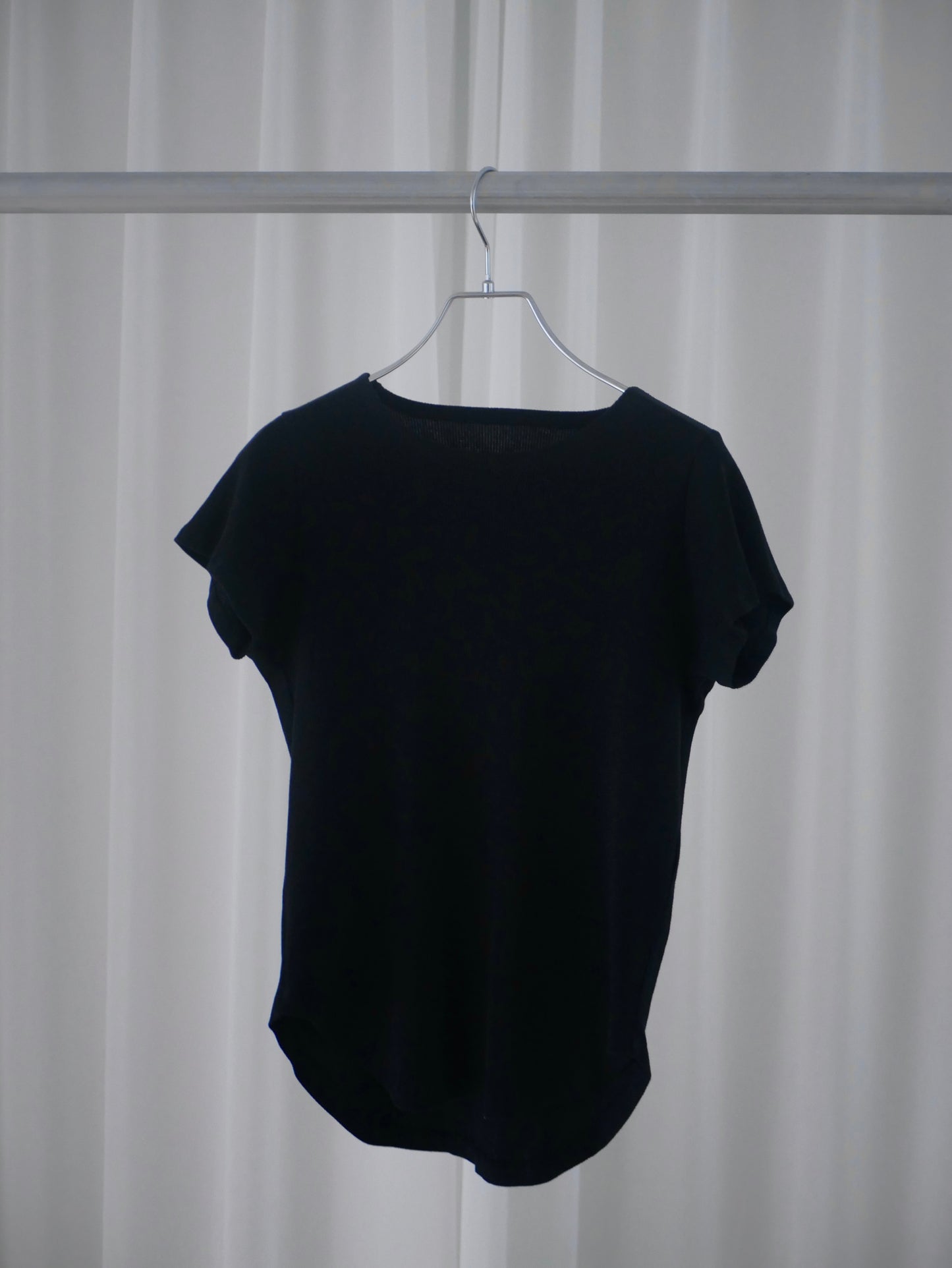 〔louise〕Rib inner half tops「さりげなく、きらめきを纏う」