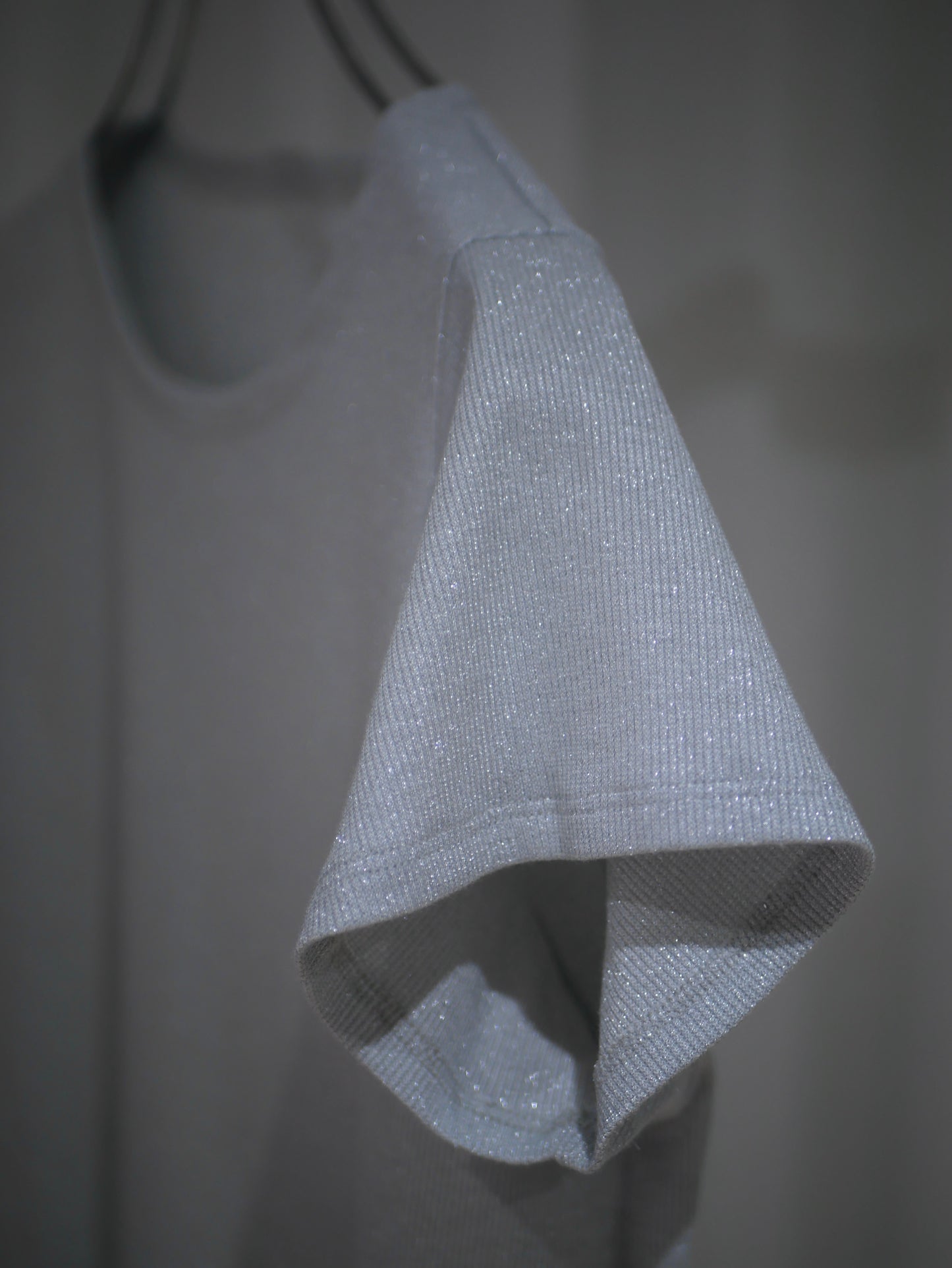 〔louise〕Rib inner half tops「さりげなく、きらめきを纏う」
