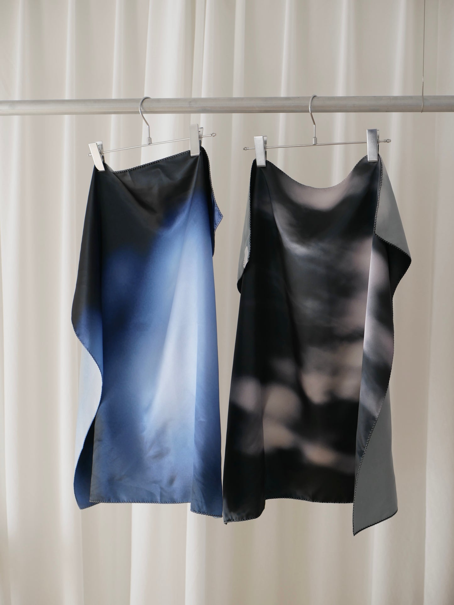 【Last one】〔rich〕Coolness print scarf 「纏う、飾る、包み込む」