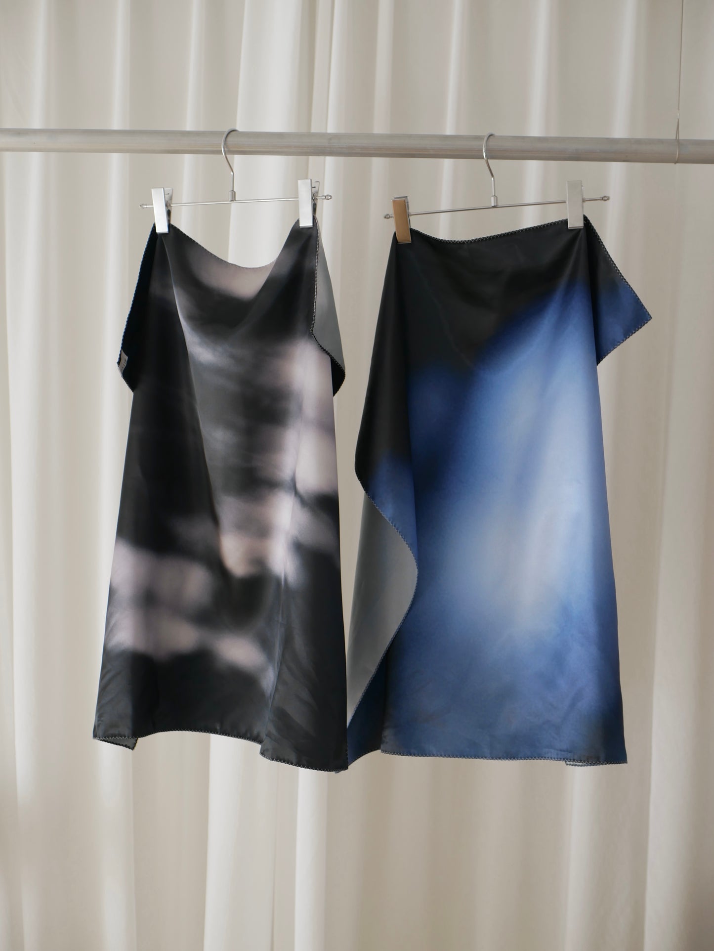【Last one】〔rich〕Coolness print scarf 「纏う、飾る、包み込む」