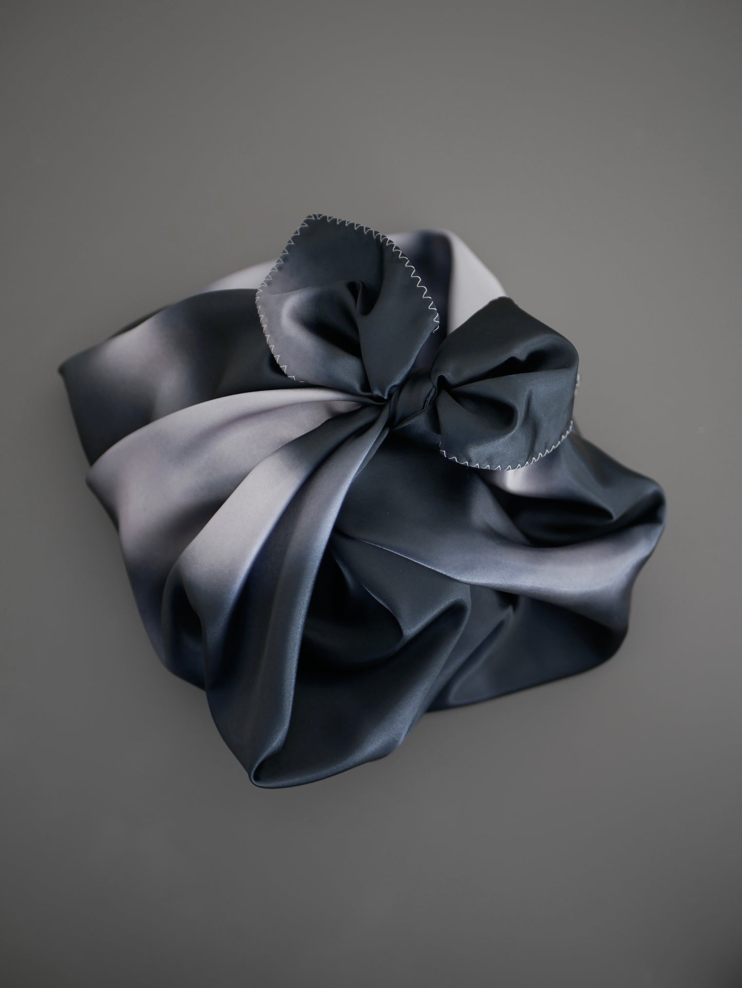 【Last one】〔rich〕Coolness print scarf 「纏う、飾る、包み込む」