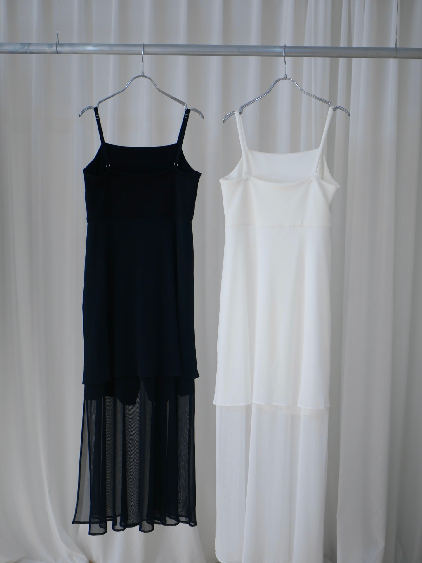 〔plain〕Sheer half jump suit「透ける余韻、重ねる静寂」