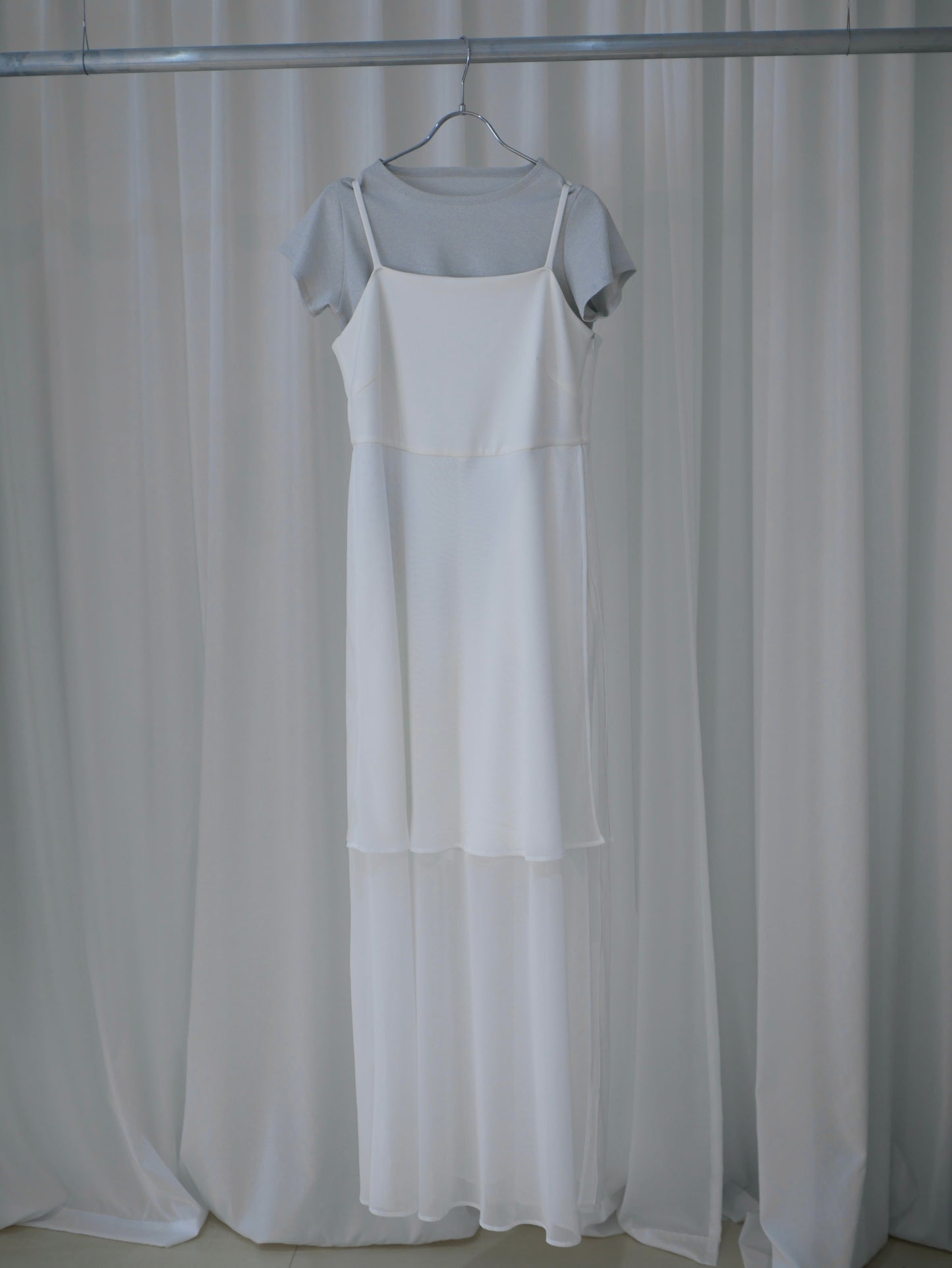 〔plain〕Sheer half jump suit「透ける余韻、重ねる静寂」