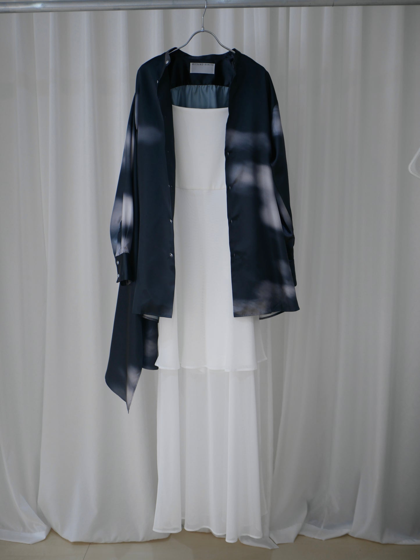 〔plain〕Sheer half jump suit「透ける余韻、重ねる静寂」