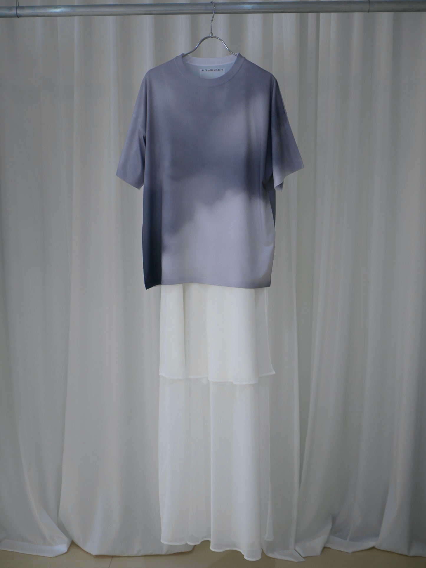 〔plain〕Sheer half jump suit「透ける余韻、重ねる静寂」
