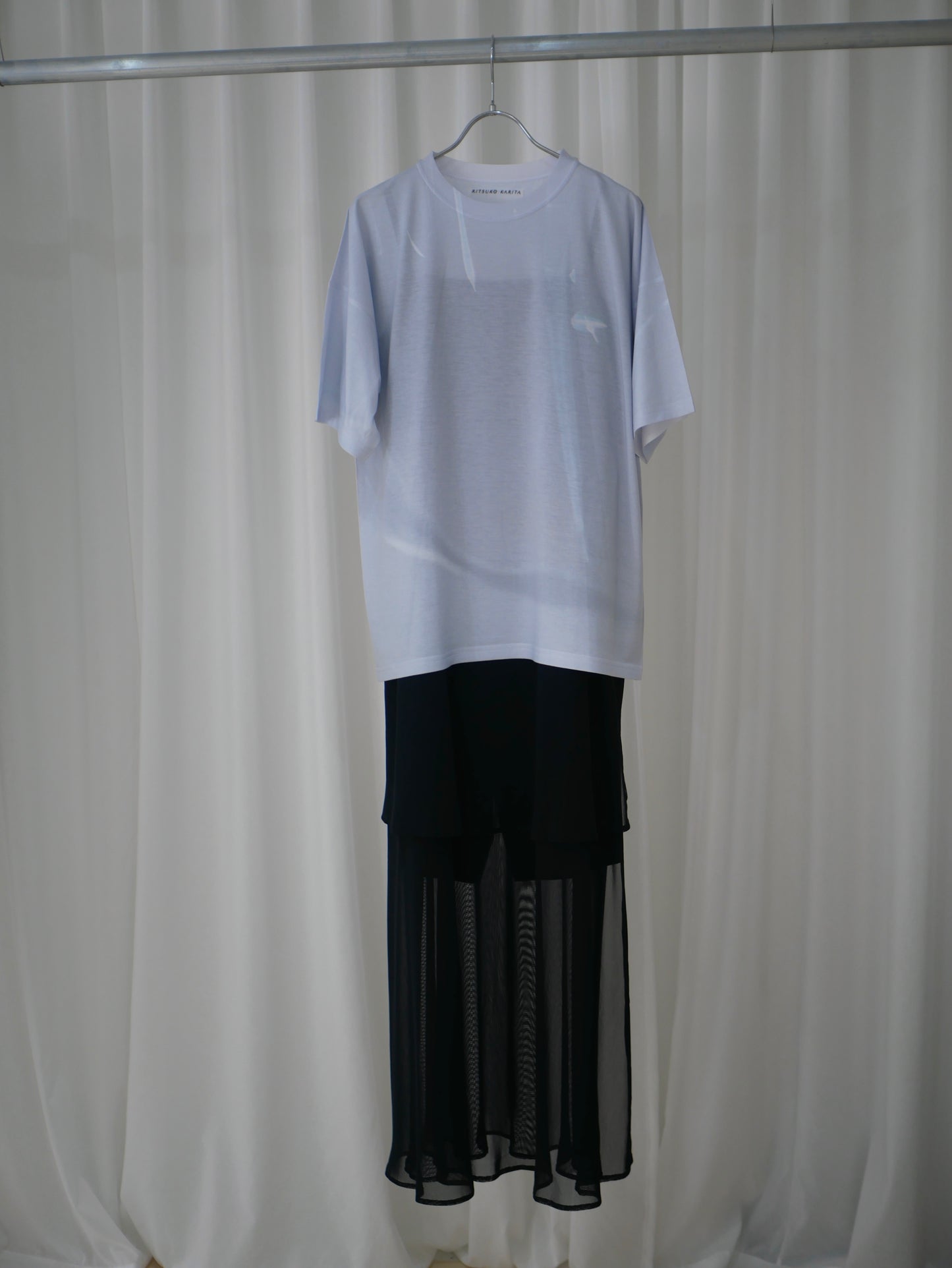 〔plain〕Sheer half jump suit「透ける余韻、重ねる静寂」