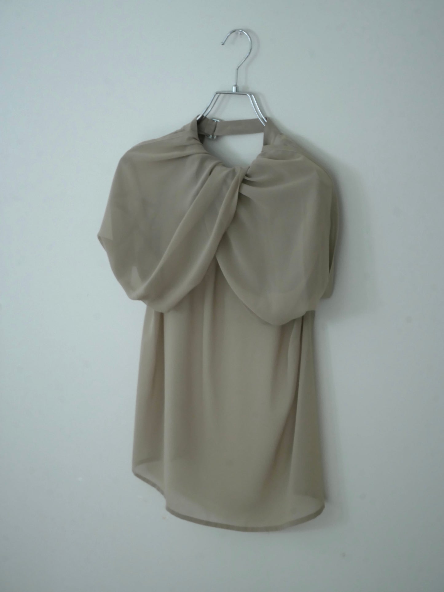 〔plain〕Arm cape tops