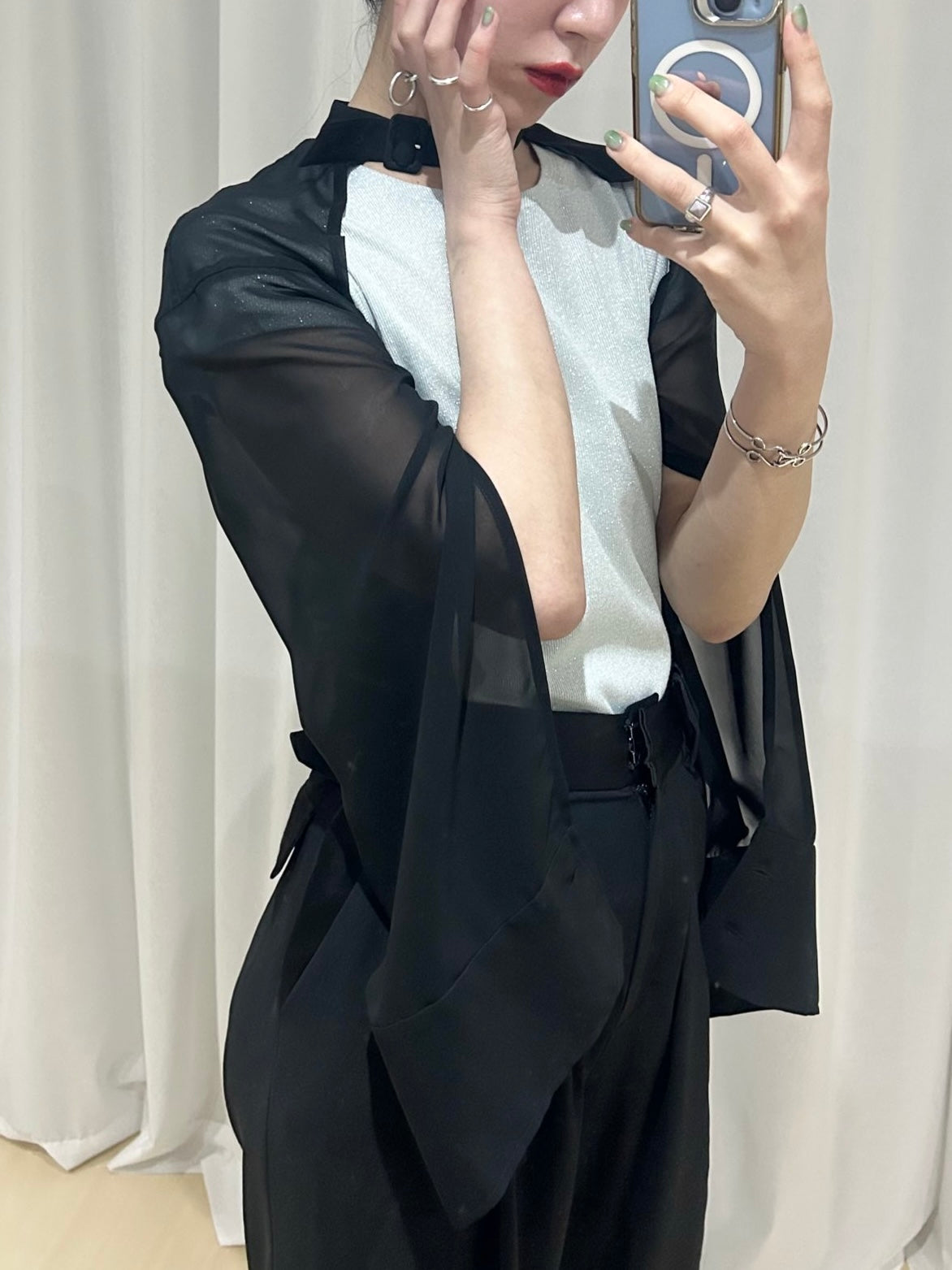 〔plain〕Arm cape tops〔cover〕「肌を透かす軽やかさ」