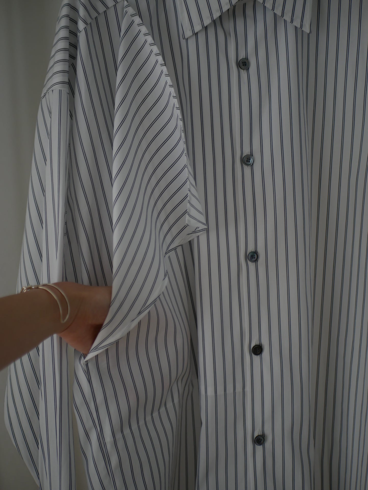 〔plain〕Drooping box shirts・unisex