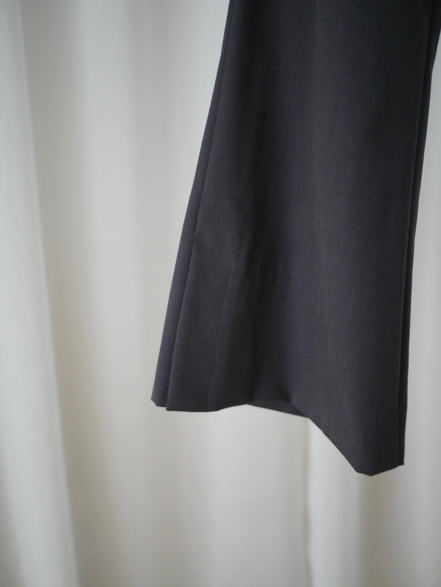 〔plain〕Plain lap pants
