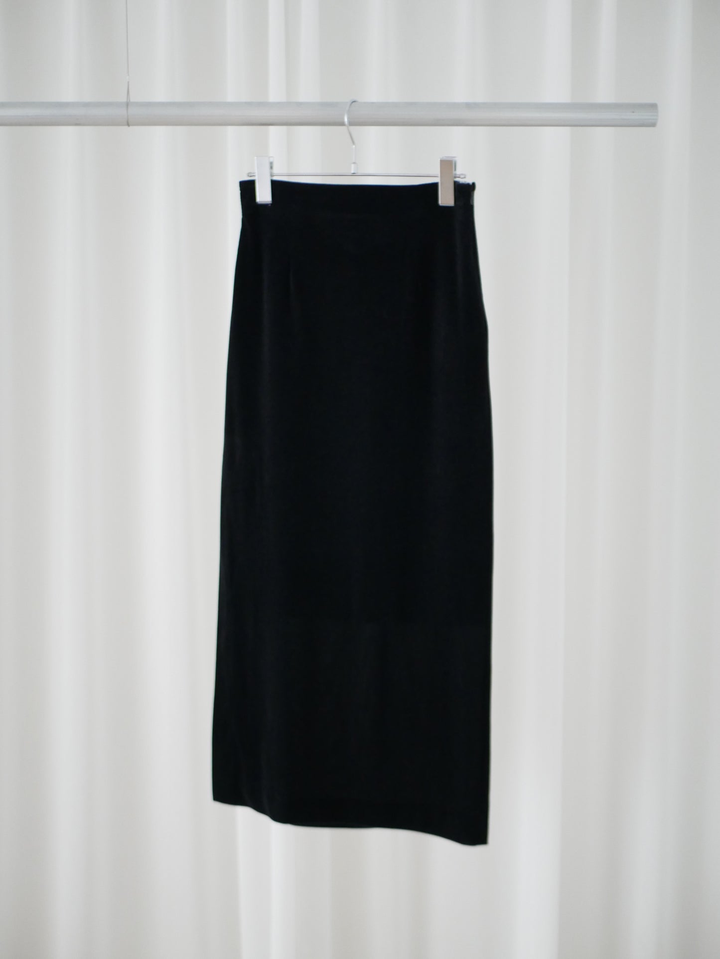 〔plain〕Sheer velour slit skirt