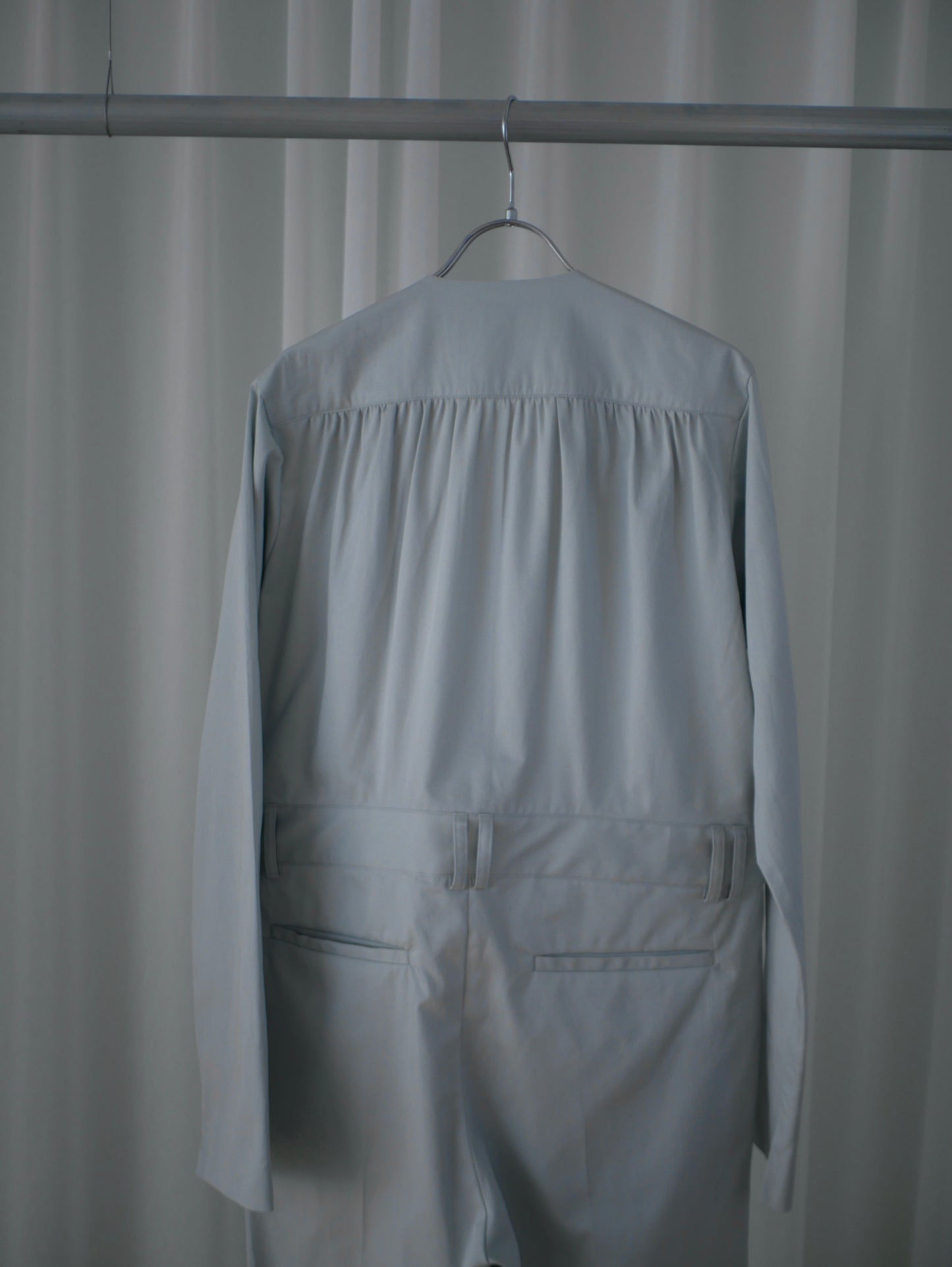 〔plain〕Plain V neck jump suits