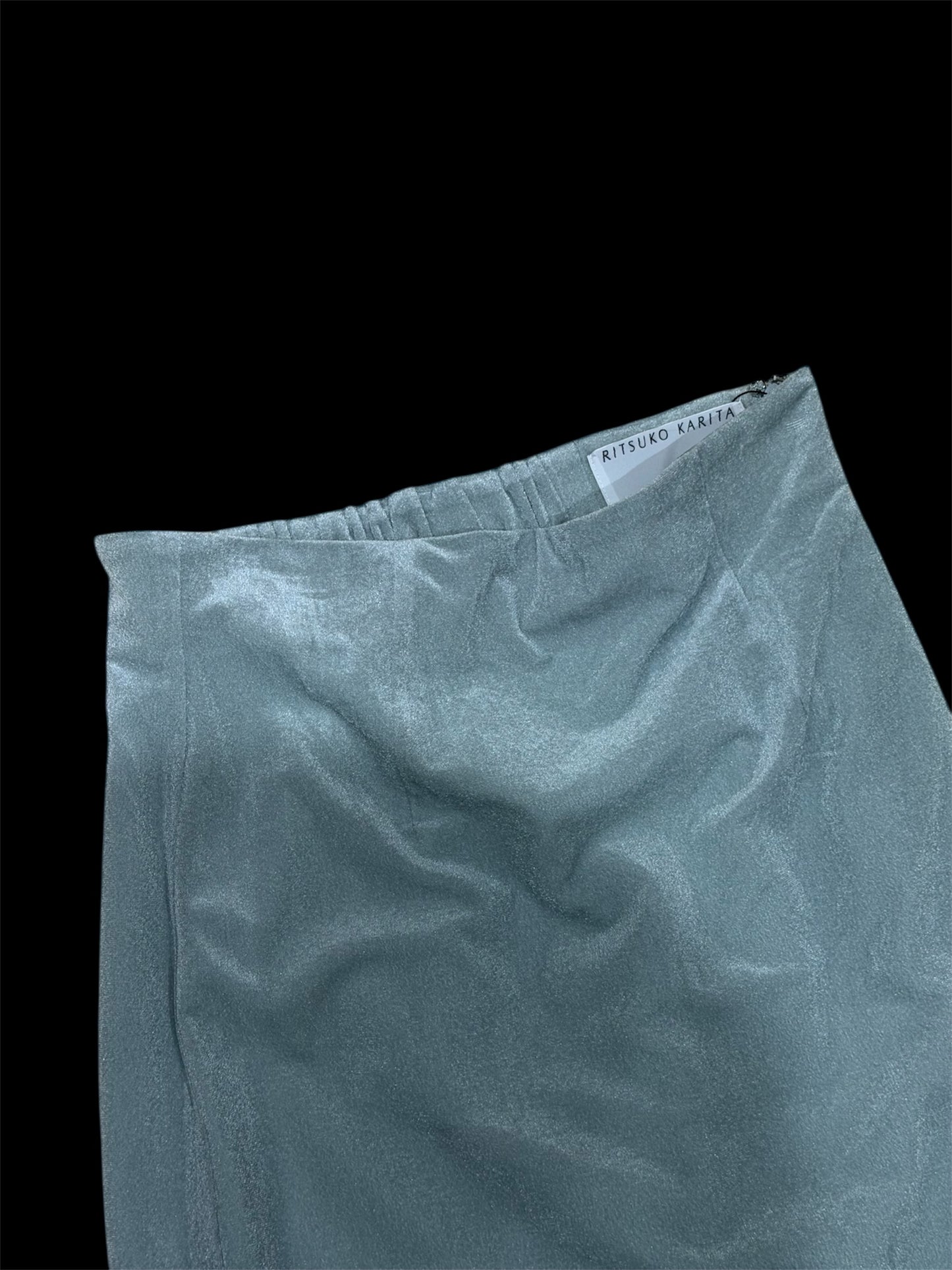 〔plain〕Sheer velour slit skirt「足元に静かな余白」