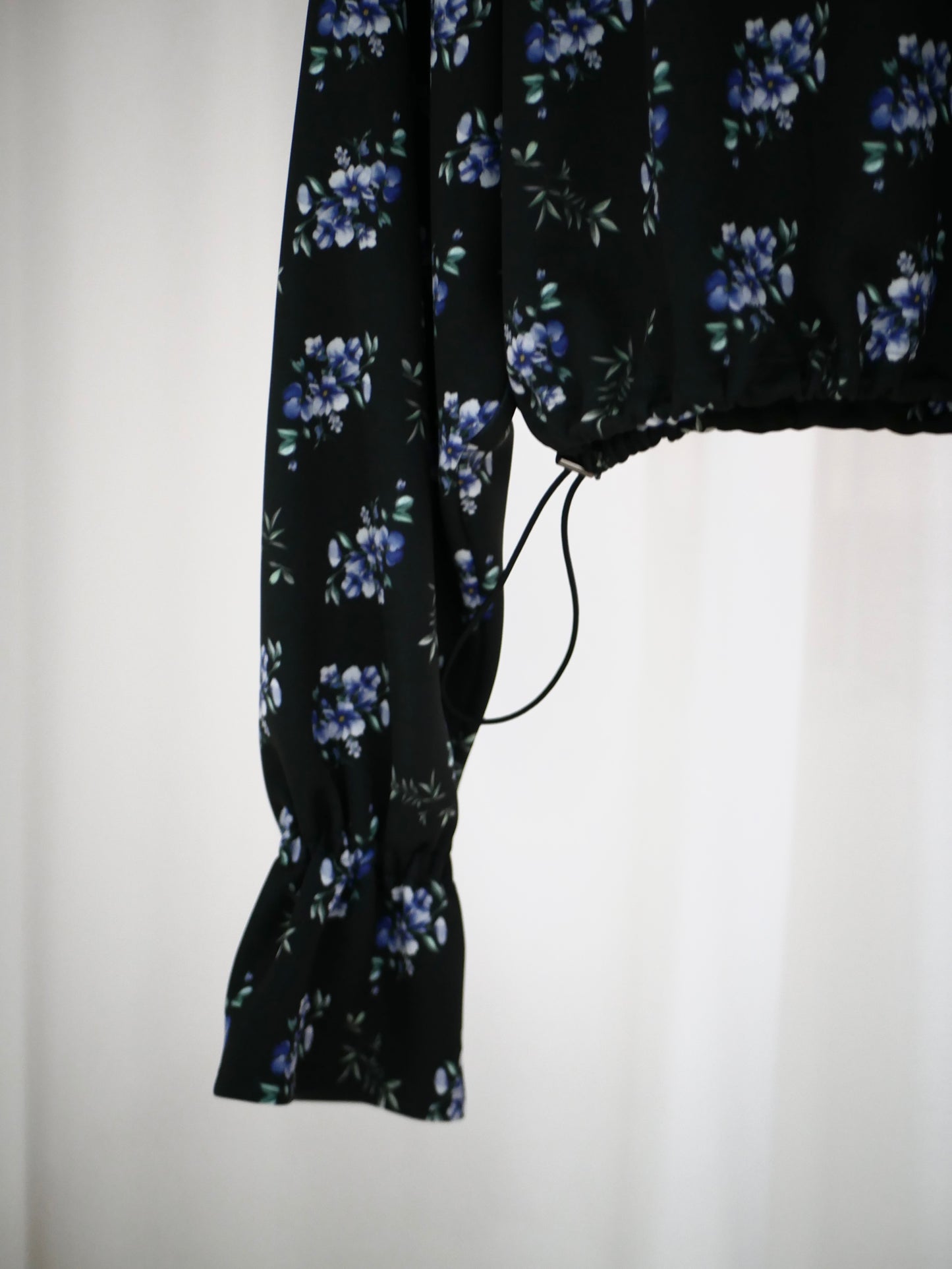 〔louise〕 Louise flare pullover・Flower