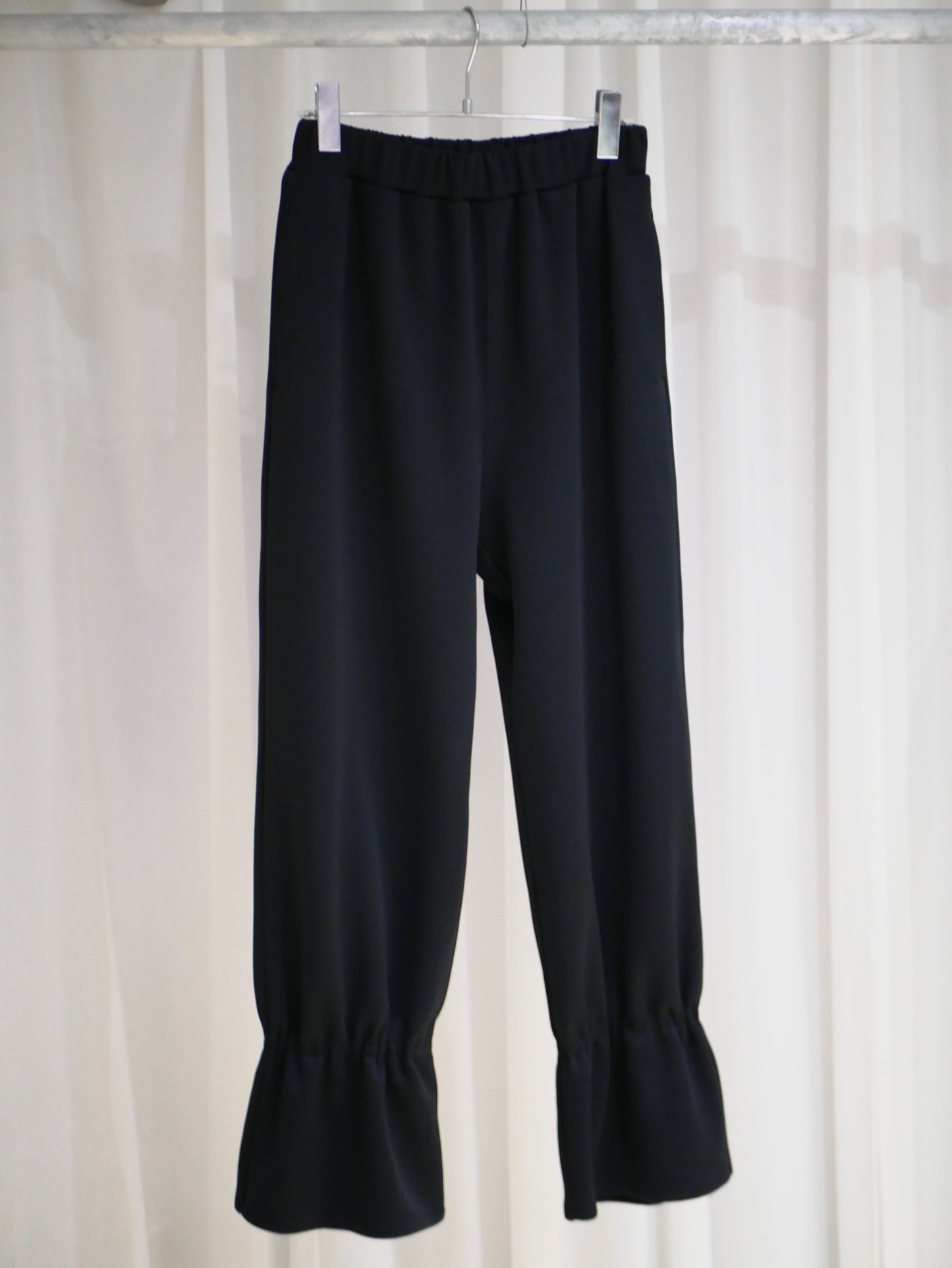 6B.【全額支払い】Louise flare hem pants〔louise〕【受注販売】Black