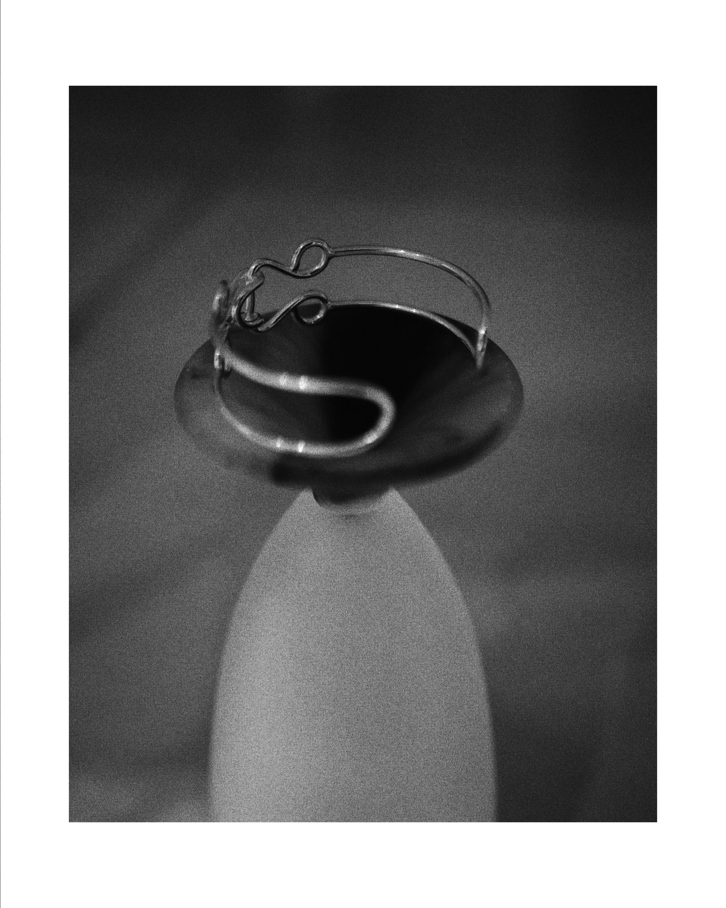 [Made to order - orders accepted until December 31st] Silver Hook Bangle [small article] "Defining a hook as jewelry"