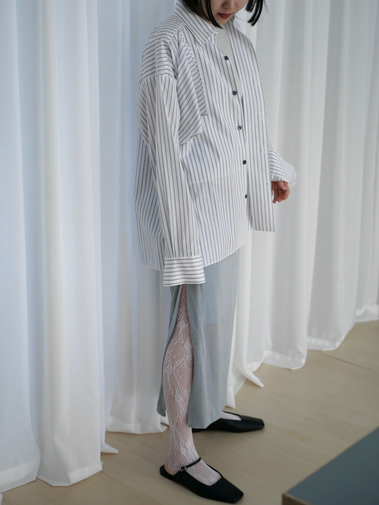 〔plain〕Drooping box shirts・unisex「誰のかたちにも馴染むシャツ」