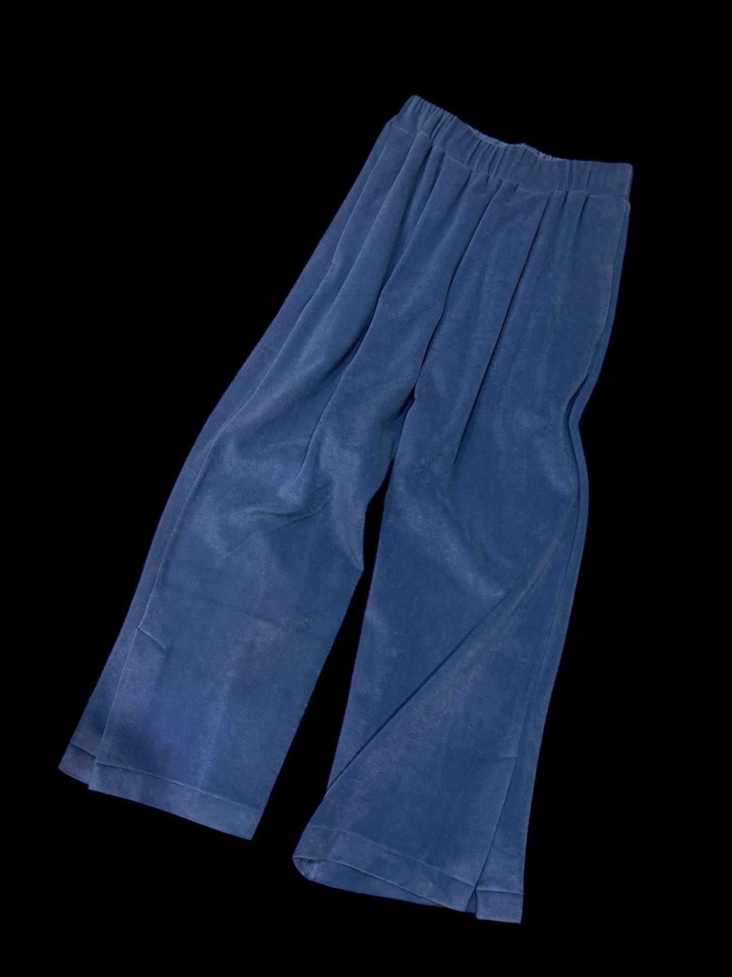 [Louise] Louise slit hem pants "Cuddle with relaxation"