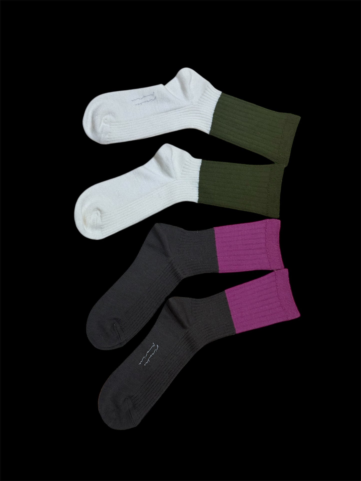 50% off [plain] Two-tone wool rib socks "Add a touch of color to your winter feet"