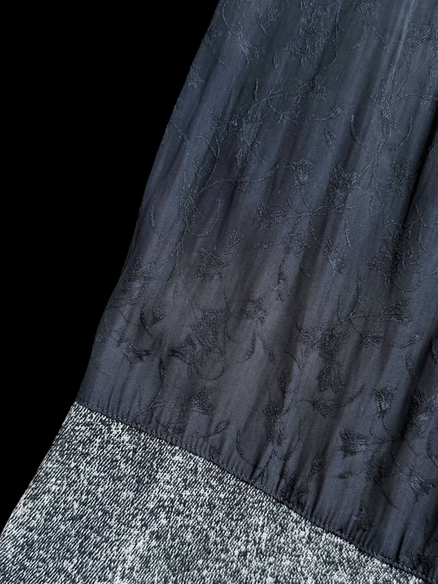 [Last one] [plain] See-through layered dress "A dress that blends into your skin"