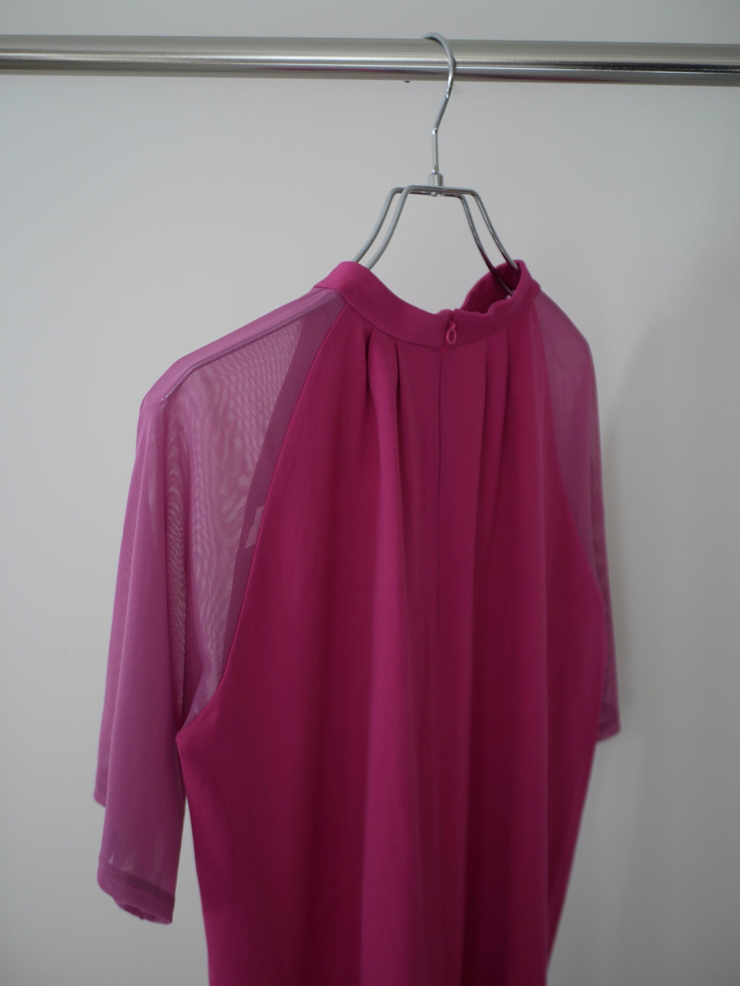 〔plain〕See-through T blouse「Tシャツとブラウスの間」