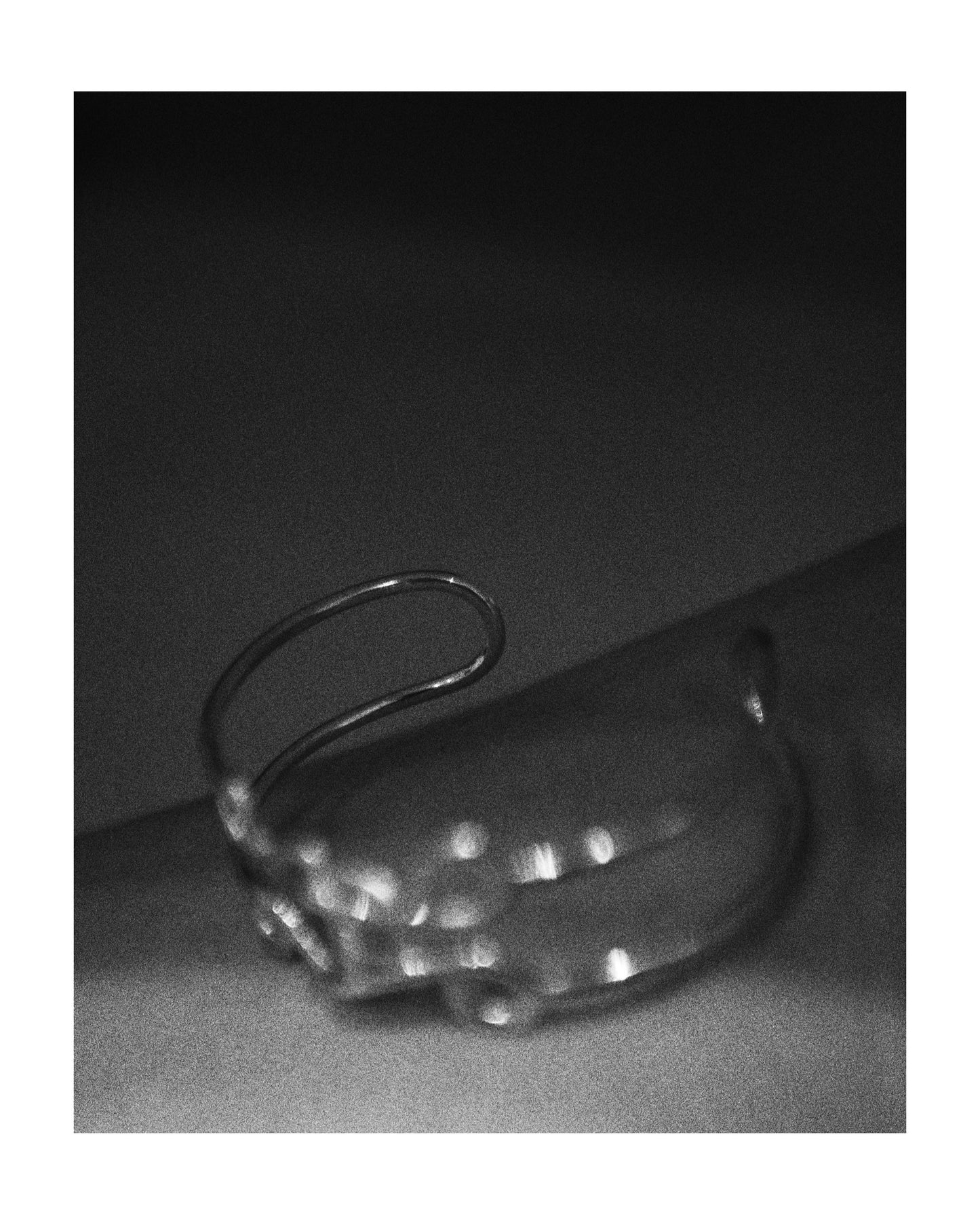 [Made to order - orders accepted until December 31st] Silver Hook Bangle [small article] "Defining a hook as jewelry"