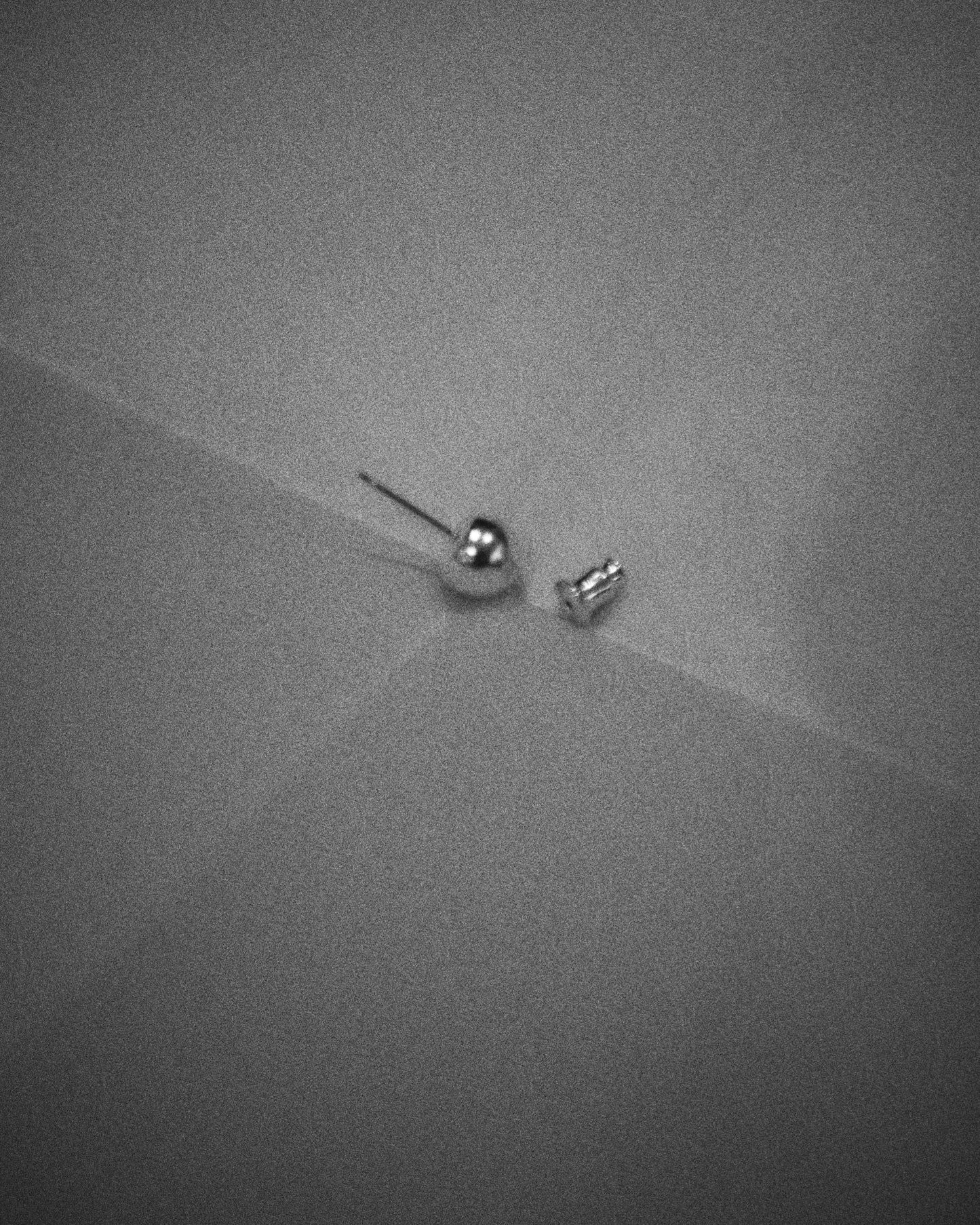 [Last one] [small article] Alazan piercing (2 pieces) "Add another layer of serenity"