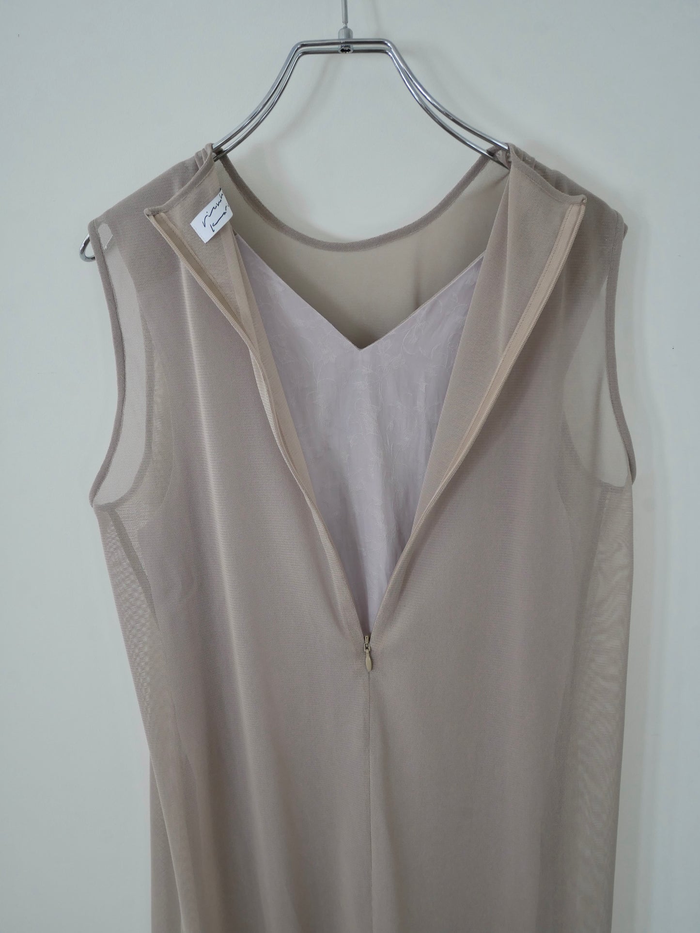 [Last one] [plain] See-through layered dress "A dress that blends into your skin"