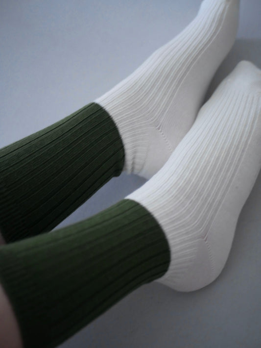 〔plain〕Two tone wool rib socks